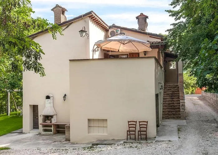 Palazzo Ducale Urbino - Con Piscina Βίλα