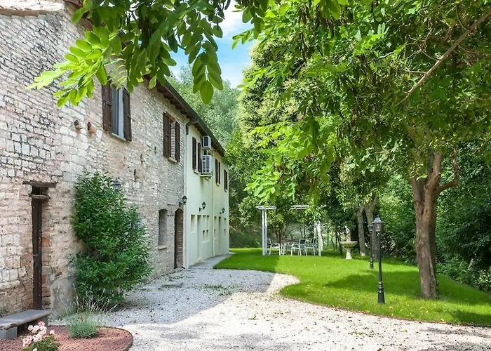 Palazzo Ducale Urbino - Con Piscina Bellaria-Pole-Petriccio